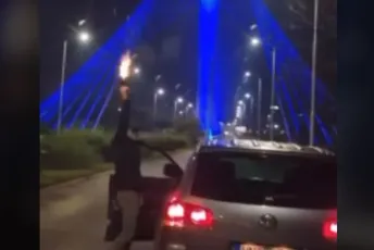 Pucali iz čega su stigli kroz centar Podgorice, pa se pohvalili na Instagramu Pucali iz čega su stigli kroz centar Podgorice, pa se pohvalili na Instagramu