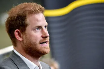 Saveznici britanske palate: Harijeve tvrdnje su netačne, njegovi napadi uticali i na kraljičino zdravlje... Saveznici britanske palate: Harijeve tvrdnje su netačne, njegovi napadi uticali i na kraljičino zdravlje...