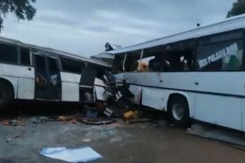 Sudar dva autobusa: Poginulo 38 ljudi, povrijeđeno 87 Sudar dva autobusa: Poginulo 38 ljudi, povrijeđeno 87