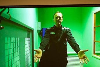 Navaljni kaže da je novogodišnju noć proveo u disciplinskoj ćeliji Navaljni kaže da je novogodišnju noć proveo u disciplinskoj ćeliji