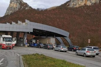 Broj ulazaka u Crnu Goru preko Dobrakova na prošlogodišnjem nivou Broj ulazaka u Crnu Goru preko Dobrakova na prošlogodišnjem nivou