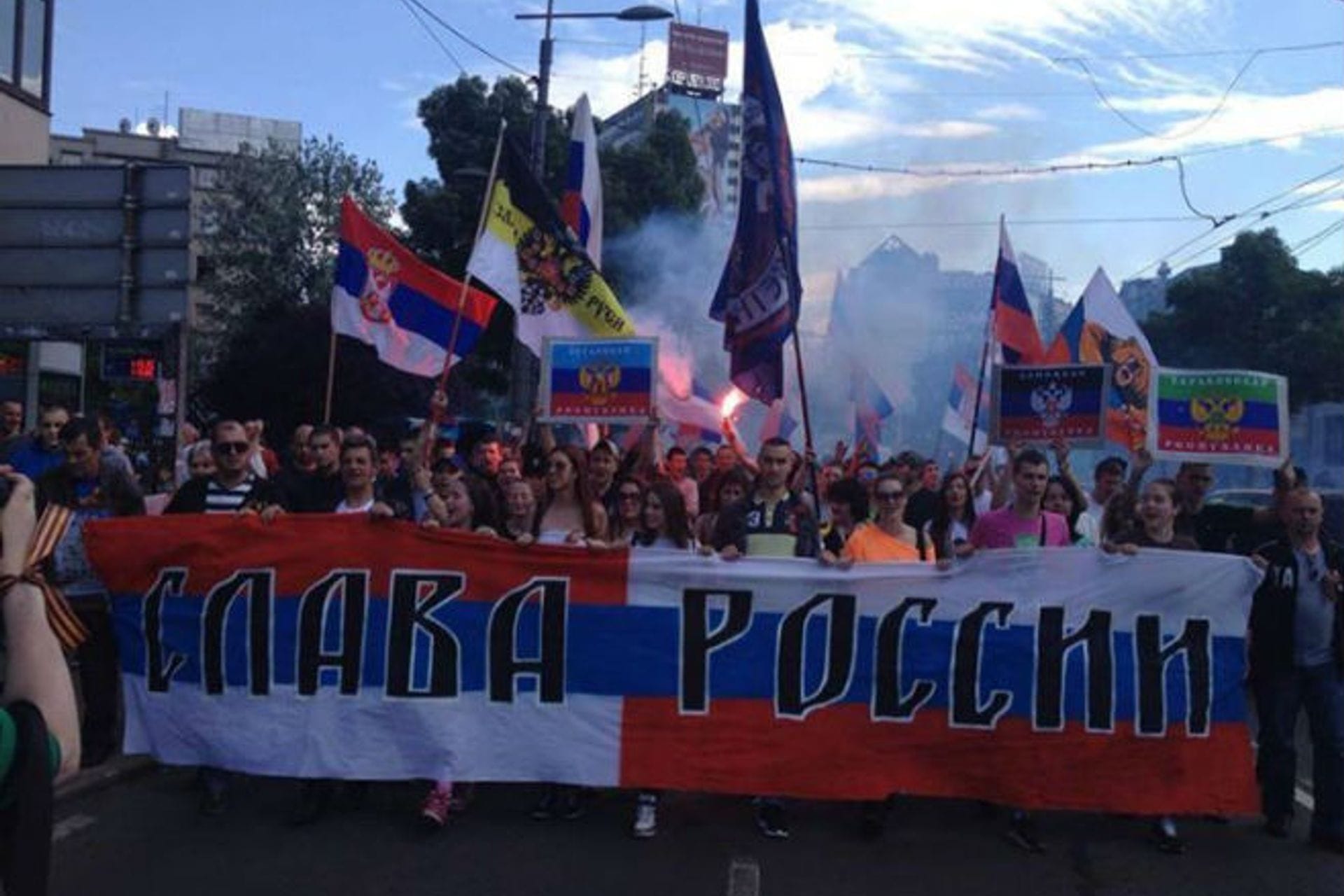 Fotografija 2: “Srbija na moru”: Ko je to u Beogradu okupio čelnike crnogorskih opština?