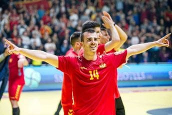 Vujović: Postavili smo visok cilj, idemo na četvrtfinale, moramo se sjutra nadmudrivati sa Španijom Vujović: Postavili smo visok cilj, idemo na četvrtfinale, moramo se sjutra nadmudrivati sa Španijom