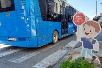 Zanimljiva je nova signalizacija u Podgorici: Ako je vidite - usporite (FOTO)