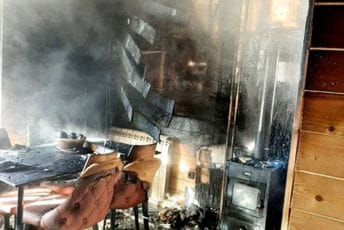 Kolašin: Izgorjela unutrašnjost kuće u Rijeci Mušovića Kolašin: Izgorjela unutrašnjost kuće u Rijeci Mušovića