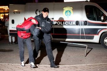 Sarajevo: Deset osoba predato tužilaštvu zbog napada na roditelje djece iz Srbije Sarajevo: Deset osoba predato tužilaštvu zbog napada na roditelje djece iz Srbije