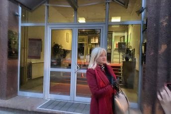 Vujanović se vratila na posao, predsjednica Vrhovnog suda tražila od nje da napusti zgradu Vujanović se vratila na posao, predsjednica Vrhovnog suda tražila od nje da napusti zgradu