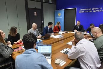 Ministarstvo zdravlja: Bez odlaganja pristupiti vakcinaciji, ne smijemo biti žrtve neodgovornih odluka Ministarstvo zdravlja: Bez odlaganja pristupiti vakcinaciji, ne smijemo biti žrtve neodgovornih odluka