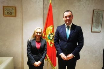 Šćekić-Marsele: Italija podržava napore crnogorskih vlasti ka unapređenju zdravstvenog sistema Šćekić-Marsele: Italija podržava napore crnogorskih vlasti ka unapređenju zdravstvenog sistema