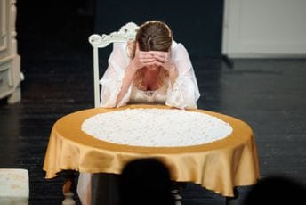 Sudbina jedne žene: „Zlostavljanje“ na sceni CNP-a Sudbina jedne žene: „Zlostavljanje“ na sceni CNP-a