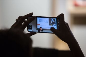 Cvetković: Živimo u vremenu koje nije nastrojeno kritici, važno je probuditi iskru u mladima Cvetković: Živimo u vremenu koje nije nastrojeno kritici, važno je probuditi iskru u mladima