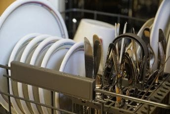 Najčešće greške prilikom pranja suđa u mašini