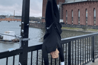 Švedska dozvolila antiturski protest tokom kog će biti spaljen Kuran Obješena lutke sa likom turskog predsjednika Redžepa Tajipa Erdoana ispred gradske kuće u Stokholmu prošle nedjelje