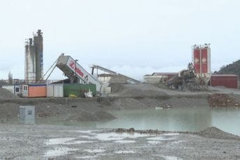 Premijer da preuzme tim za borbu protiv nelegalne eksploatacije šljunka Premijer da preuzme tim za borbu protiv nelegalne eksploatacije šljunka