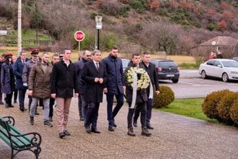 Ibrahimović odao počast žrtvama nesreće na Bioču Ibrahimović odao počast žrtvama nesreće na Bioču