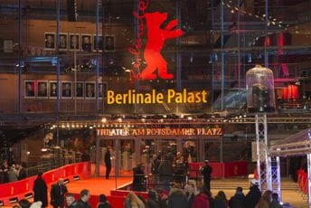 Večeras počinje Berlinale: U trci za Zlatnog medvjeda 19 filmova, na otvaranju "Svijetlo" Toma Tikvera