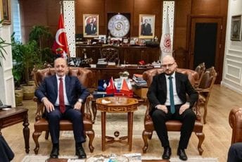 Imaju pravo i na penziju: Crnogorski državljani koji žive i rade u Turskoj u potpunosti pokriveni zdravstvenom zaštitom Imaju pravo i na penziju: Crnogorski državljani koji žive i rade u Turskoj u potpunosti pokriveni zdravstvenom zaštitom