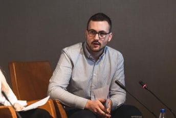 Suljević: Partije uglavnom nezakonito prikupljale potpise za predsjedničke izbore, Radulović mjesecima bježi od nadzora Suljević: Partije uglavnom nezakonito prikupljale potpise za predsjedničke izbore, Radulović mjesecima bježi od nadzora