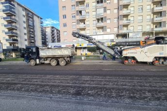 Podgorica: U toku radovi na sanaciji drugog dijela Bulevara knjaza Danila Podgorica: U toku radovi na sanaciji drugog dijela Bulevara knjaza Danila