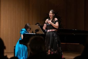 Veče italijanske solo pjesme u MCCG: Projekat "Mladi muzičari" doprinosi afirmaciji talenata Veče italijanske solo pjesme u MCCG: Projekat "Mladi muzičari" doprinosi afirmaciji talenata