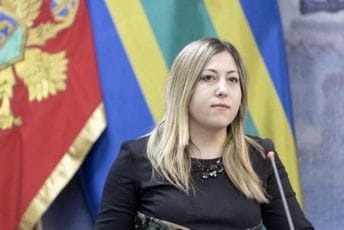 Markoč: Vanredni parlamentarni izbori prijeko potrebni, posvetiti se rješavanju problema nezaposlenosti mladih Markoč: Vanredni parlamentarni izbori prijeko potrebni, posvetiti se rješavanju problema nezaposlenosti mladih