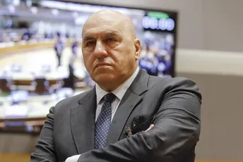 Ministar odbrane Italije: Ako ruski tenkovi uđu u Kijev to će biti treći svjetski rat Ministar odbrane Italije: Ako ruski tenkovi uđu u Kijev to će biti treći svjetski rat