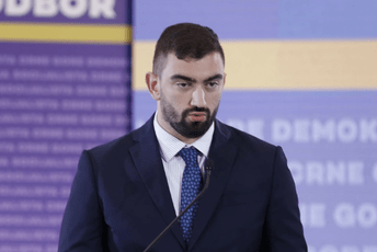 Klikovac: Stojović  2021. bio član komisije DPS-a za evropske integracije, a govori da je antievropska partija