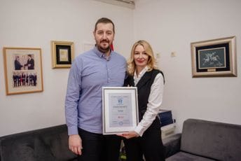 Donacija kompanije Voli za klimatizaciju OŠ Sutjeska Donacija kompanije Voli za klimatizaciju OŠ Sutjeska