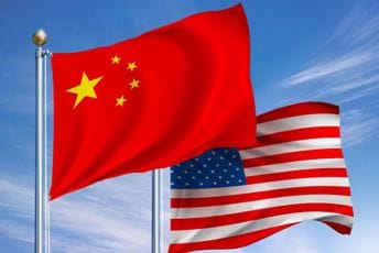 Hong Kong: Kinez uhapšen zbog antiameričkih grafita na konzulatu SAD, prijeti mu kazna zatvora do 10 godina Hong Kong: Kinez uhapšen zbog antiameričkih grafita na konzulatu SAD, prijeti mu kazna zatvora do 10 godina