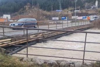 Mještani pljevaljskih naselja traže da se nastavi sa uređenjem korita Ćehotine Mještani pljevaljskih naselja traže da se nastavi sa uređenjem korita Ćehotine