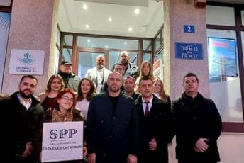 Pred lokalne izbore u Tuzima: SPP predala listu Pred lokalne izbore u Tuzima: SPP predala listu
