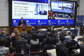 Stoltenberg u Tokiju: NATO želi više prijatelja, saradnja Kine i Rusije izazov za Aziju i Evropu Stoltenberg u Tokiju: NATO želi više prijatelja, saradnja Kine i Rusije izazov za Aziju i Evropu