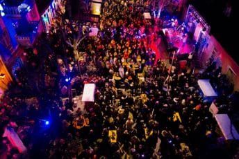 Manifestacija "Veče vina i koštanja" okupila veliku broj Podgoričana i posjetilaca glavnog grada Manifestacija "Veče vina i koštanja" okupila veliku broj Podgoričana i posjetilaca glavnog grada