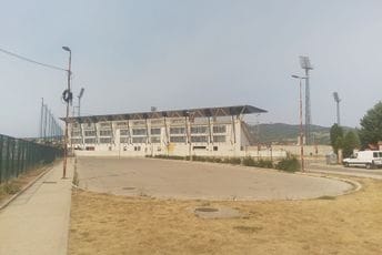 Tribina kraj Bistrice ni nakon četiri godine nije izgrađena, još milion iz budžeta daće za radove Tribina kraj Bistrice ni nakon četiri godine nije izgrađena, još milion iz budžeta daće za radove