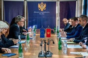 Adžić i Onidi: Crna Gora ostaje na putu evropskih integracija Adžić i Onidi: Crna Gora ostaje na putu evropskih integracija