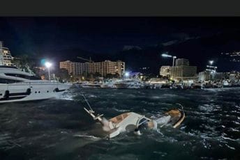 Olujno nevrijeme u Budvi: Vjetar odnio krov sa škole, potopljene barke... Olujno nevrijeme u Budvi: Vjetar odnio krov sa škole, potopljene barke...