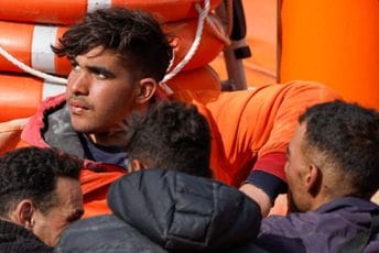 U Grčkoj se udavili žena i dijete, spašena 33 migranta