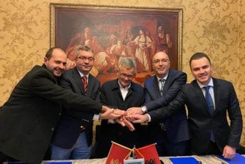 Stavljen potpis: Koalicija DPS, BS, SD i DUA na izbore u Tuzima Stavljen potpis: Koalicija DPS, BS, SD i DUA na izbore u Tuzima