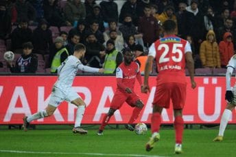 Mediji: Kristijan Acu je živ, izvukli su ga iz ruševina Mediji: Kristijan Acu je živ, izvukli su ga iz ruševina