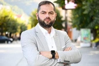 Balić skuplja potpise za kandidaturu: Najbolje rješenje nezavisni kandidat Balić skuplja potpise za kandidaturu: Najbolje rješenje nezavisni kandidat