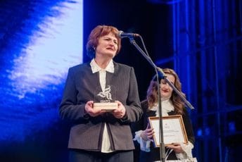 Uručene nagrade „Iskra“: Priznanja za Put-Gross, Vukovića, Latića... Uručene nagrade „Iskra“: Priznanja za Put-Gross, Vukovića, Latića...