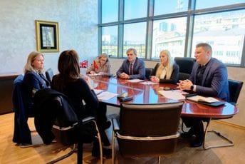 Ibrahimović-Medoks: Postoji interesovanje investitora iz Velike Britanije za ulaganja u Crnu Goru Ibrahimović-Medoks: Postoji interesovanje investitora iz Velike Britanije za ulaganja u Crnu Goru