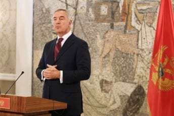 Đukanović: Današnji događaj u Osnovnom sudu duboko uznemirava i zabrinjava cjelokupno društvo Đukanović: Današnji događaj u Osnovnom sudu duboko uznemirava i zabrinjava cjelokupno društvo
