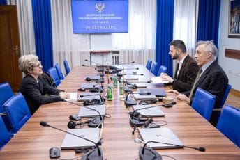 Lekić: Vrijeme da svi akteri pokažu političku zrelost koja bi nam mogla osigurati nastavak reformskih procesa Lekić: Vrijeme da svi akteri pokažu političku zrelost koja bi nam mogla osigurati nastavak reformskih procesa