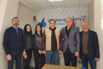 LP: Apsolutna podrška opravdanim zahtjevima zaposlenih u Crnogorskom Telekomu LP: Apsolutna podrška opravdanim zahtjevima zaposlenih u Crnogorskom Telekomu