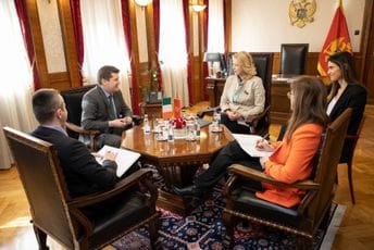 Đurović: Crna Gora je spremna da radi na daljem snaženju saradnje s Irskom Đurović: Crna Gora je spremna da radi na daljem snaženju saradnje s Irskom