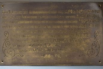 Ploča o izgradnji reljefa Crne Gore vraćena Narodnom muzeju Ploča o izgradnji reljefa Crne Gore vraćena Narodnom muzeju