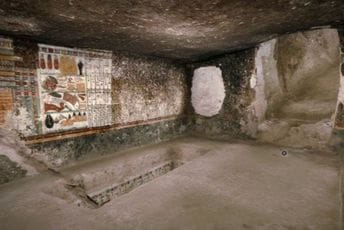 Egipat za javnost otvorio 4.000 godina staru grobnicu Egipat za javnost otvorio 4.000 godina staru grobnicu