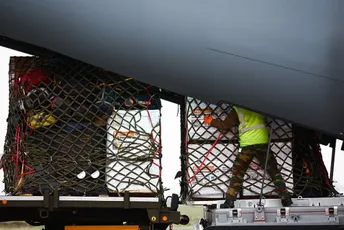 Turska policija uhapsila muškarce koji su pokušali ukrasti šest kamiona humanitarne pomoći Turska policija uhapsila muškarce koji su pokušali ukrasti šest kamiona humanitarne pomoći