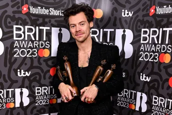Harry Styles očekivano obilježio dodjelu Brit nagrada, veliki uspjeh i za Wet Leg Harry Styles očekivano obilježio dodjelu Brit nagrada, veliki uspjeh i za Wet Leg